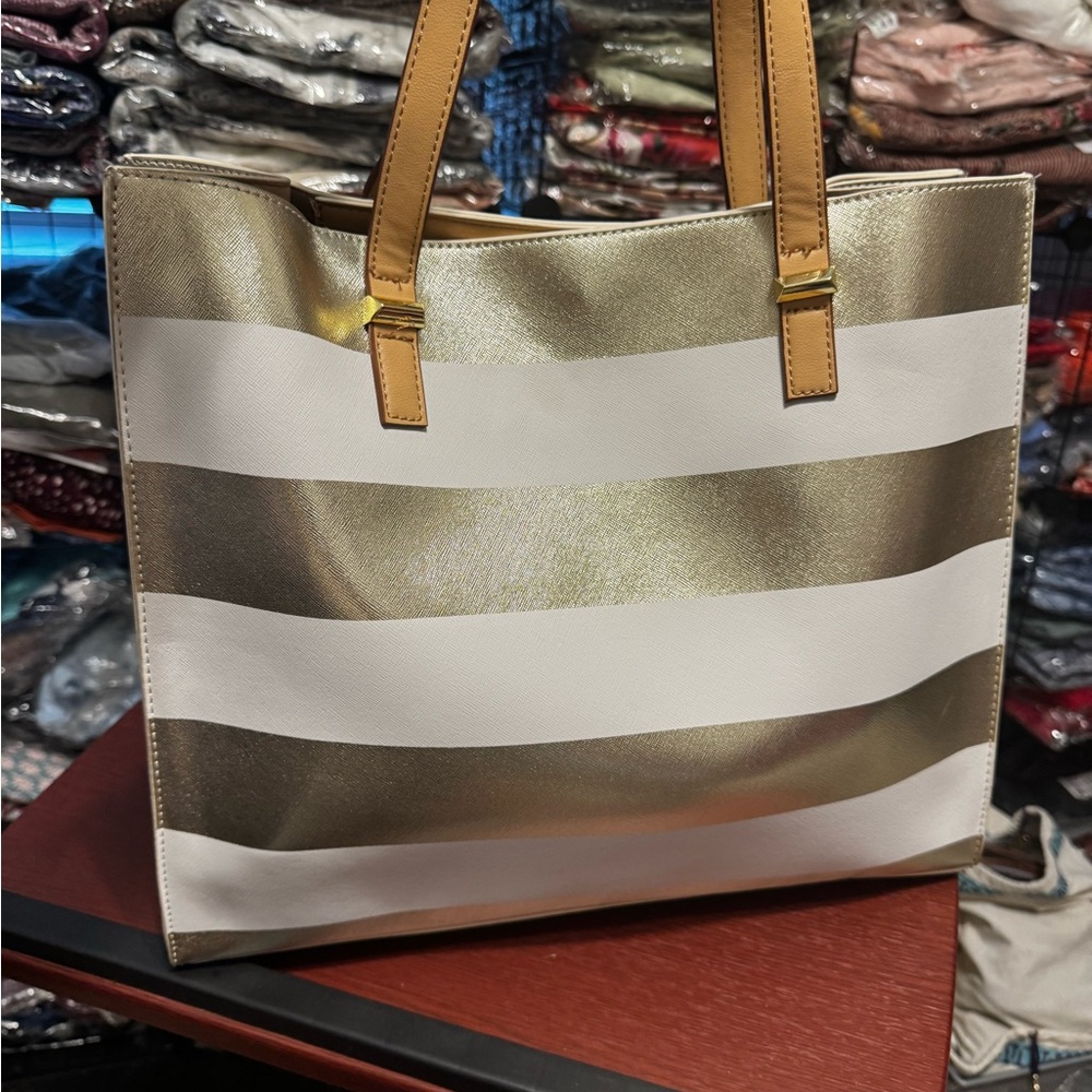 Neiman Marcus Stylish Gold metallic and White Striped Tote Bag - Picture 4 of 11